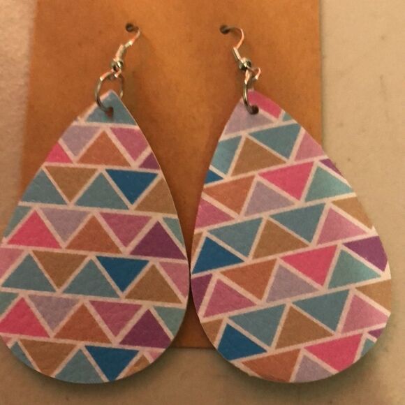 🎈3/$15🎈NEW faux leather earrings - Picture 2 of 2